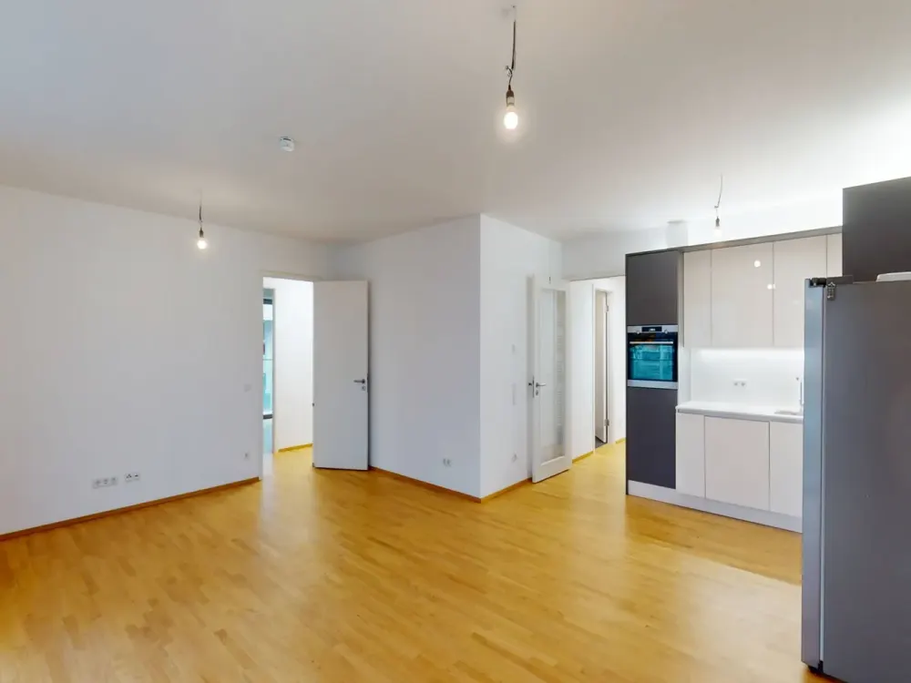 Viel Platz, mitten in der Hauptstadt: Helle 4-Zimmer-Neubauwohnung mit BALKON, 2 BÄDERN und EBK i...