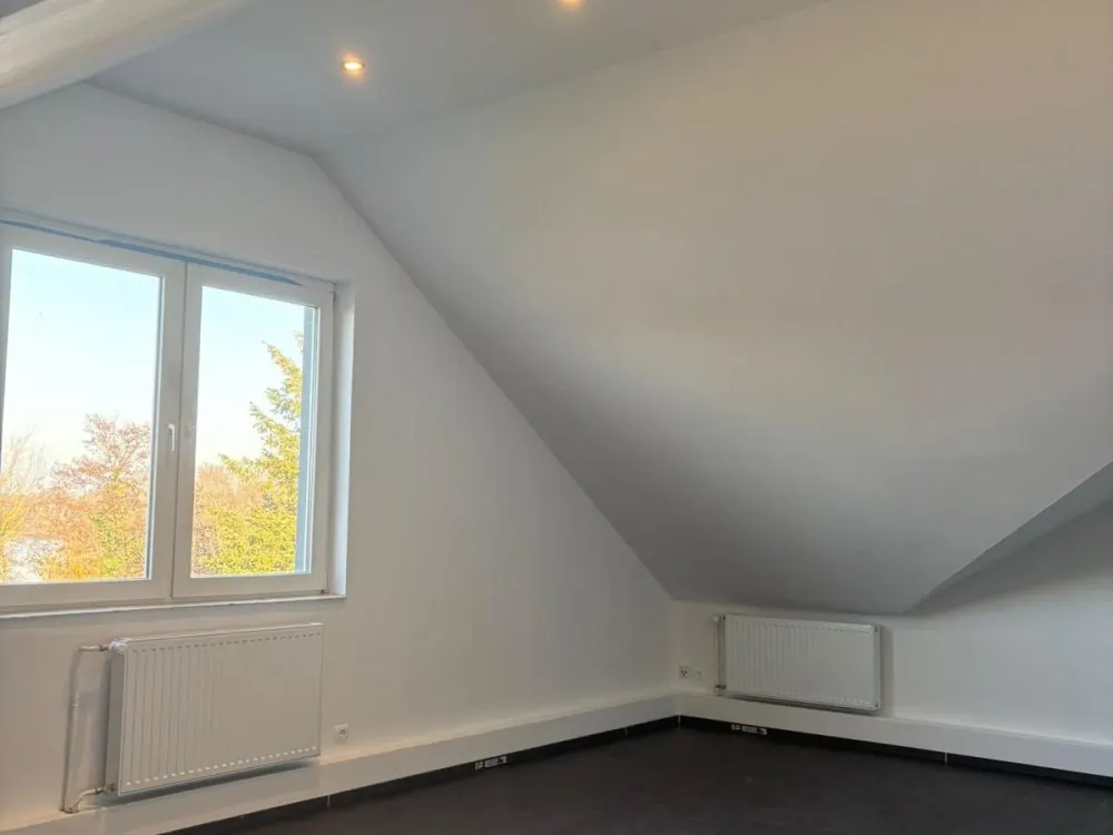 1,5-Zimmer-Dachgeschosswohnung zwischen Spandau und Tegel