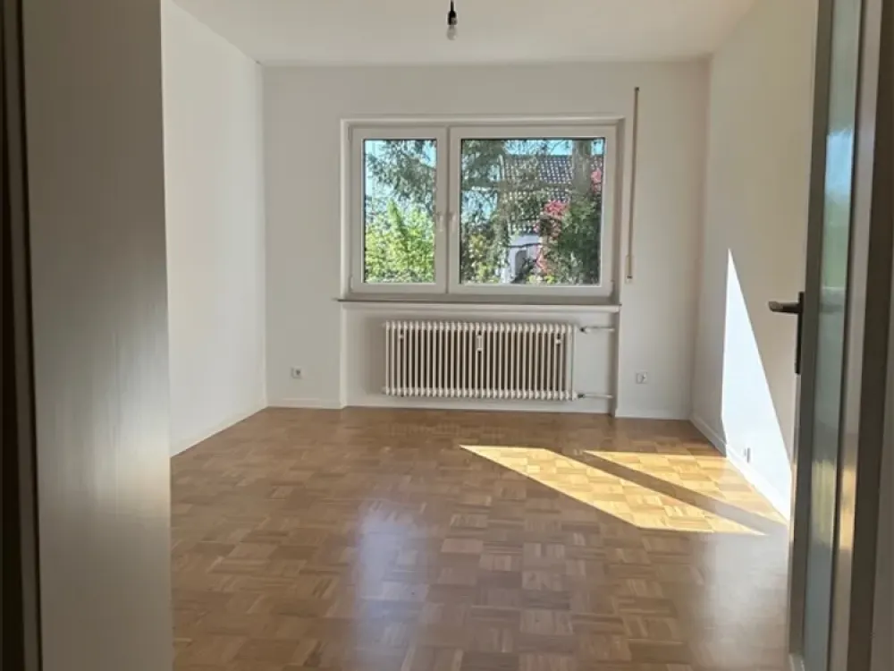 Renovierte 3,5-Zimmer-Wohnung in begehrter Toplage am Killesberg!
