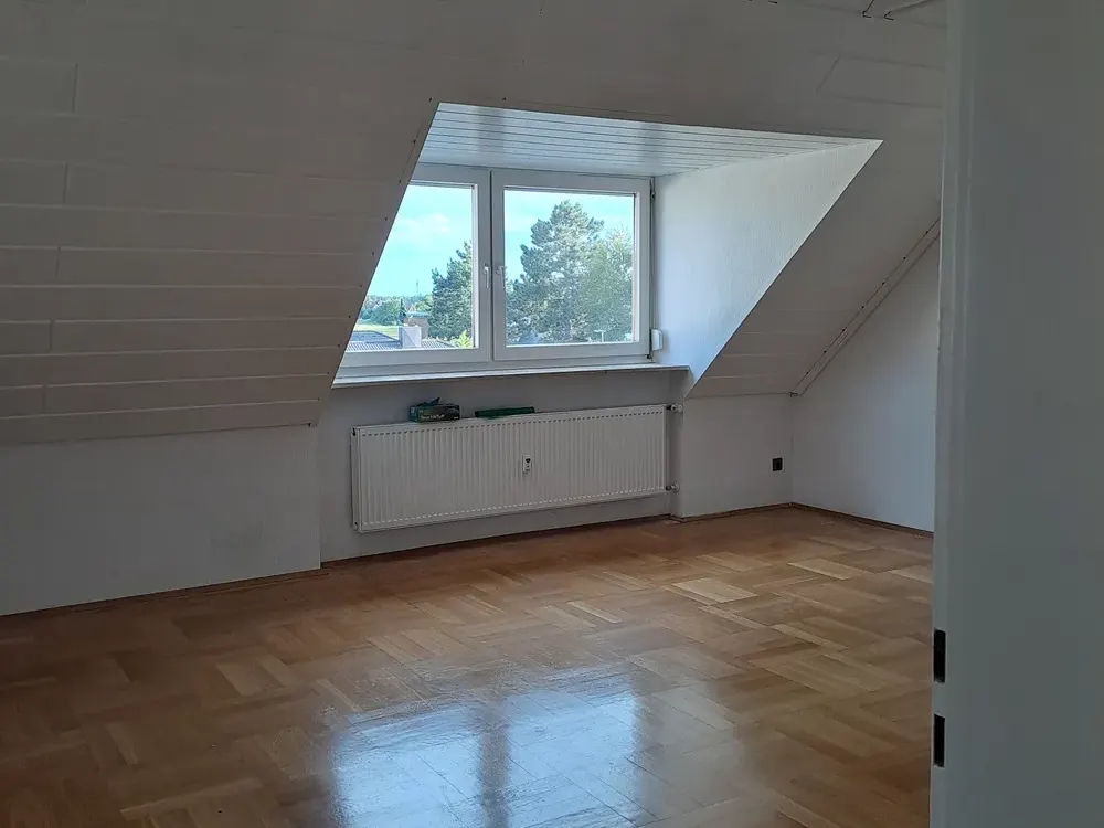 Maisonette Wohnung mit Galerie und kleiner Dachterrasse