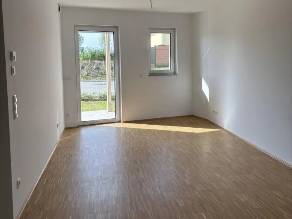 Wohlfühlwohnung im Neubau, perfekter Zuschnitt, schöne Terrasse! Erstbezug!
