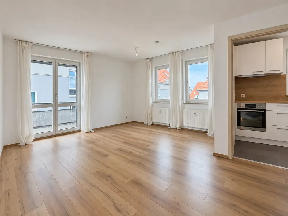 Zentral - ruhig - hell - top Markenküche - top Grundriss -übergroßer Stellplatz