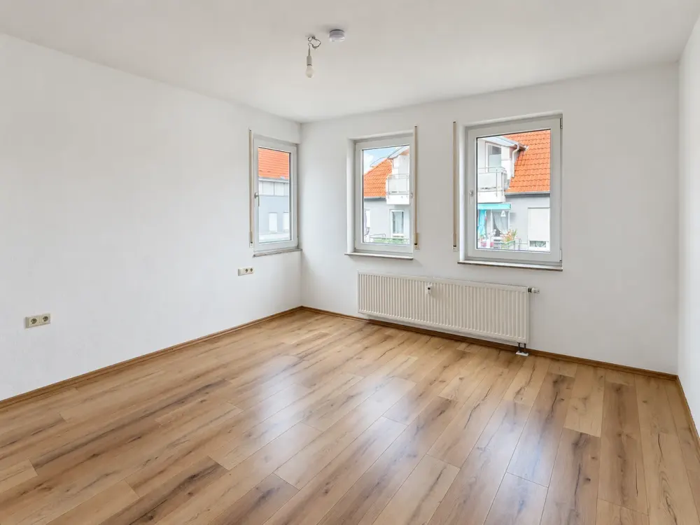 Zentral - ruhig - hell - top Markenküche - top Grundriss -übergroßer Stellplatz