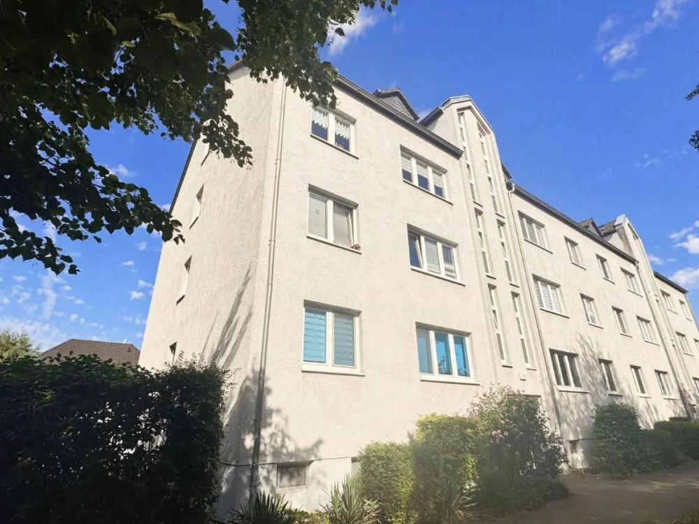 Bright 3-Room Apartment with Quiet Balcony in Leipzig