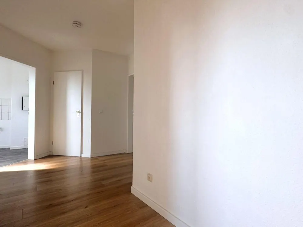 Bright 3-Room Apartment with Quiet Balcony in Leipzig