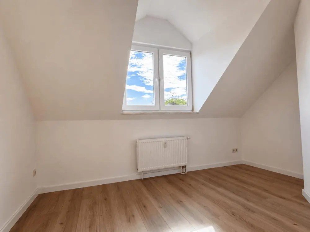 Bright 3-Room Apartment with Quiet Balcony in Leipzig
