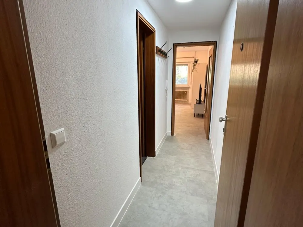 Möblierte 1 Zimmer Whg mit Stellplatz in Bad Cannstatt