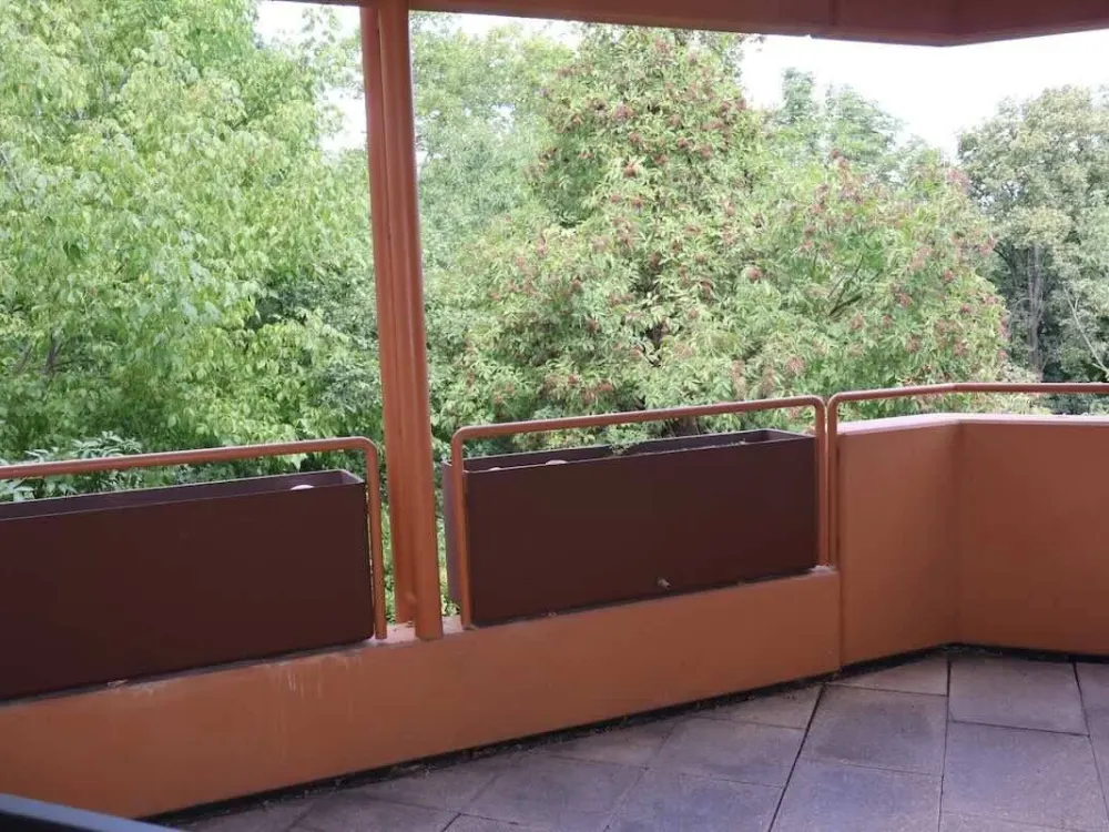100m² Wohntraum am Rosenaupark: Balkon, Premium-Küche & TG-Stellplatz inklusive!