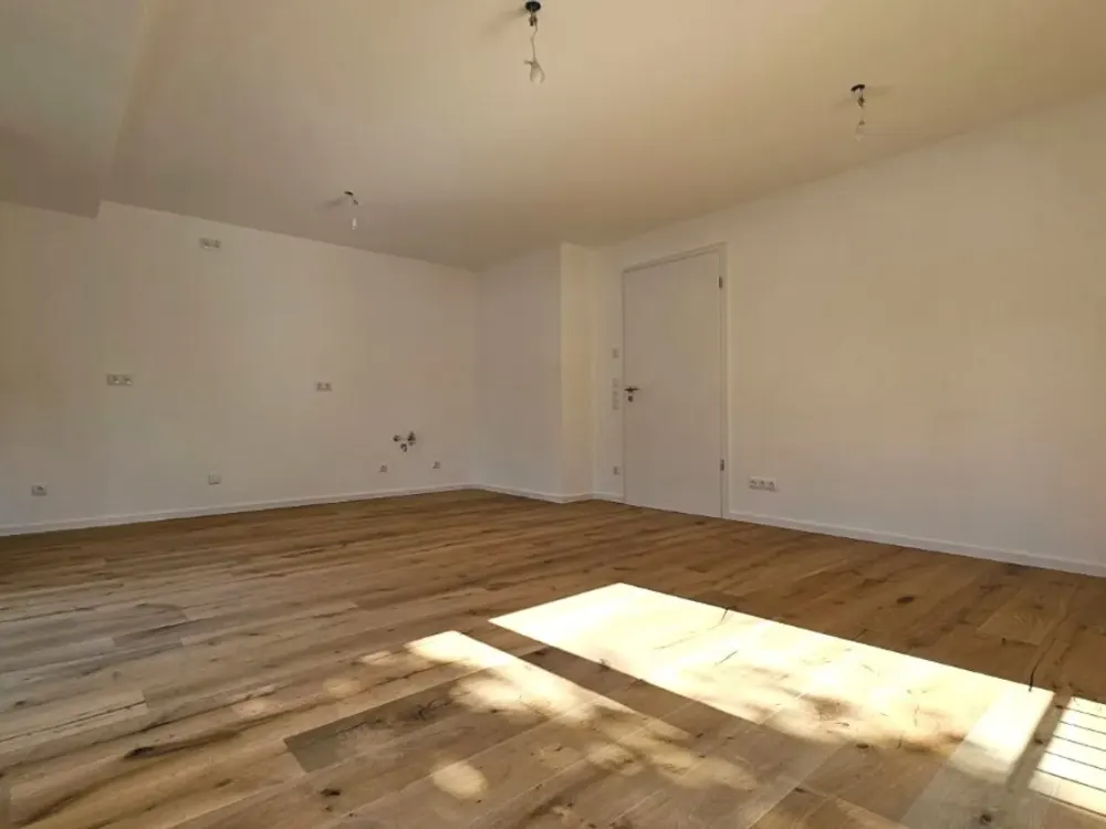 ** Paare aufgepasst ** Erstbezug in Moderner Wohnung mit Garten bei 126m² Gesamtwohnnutzfläche (2)