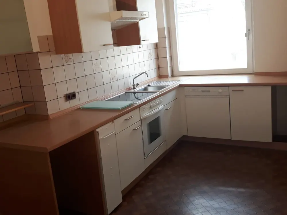 Ruhige 2-Zimmer-Wohnung mit Einbauküche + Südbalkon in Köln Ostheim