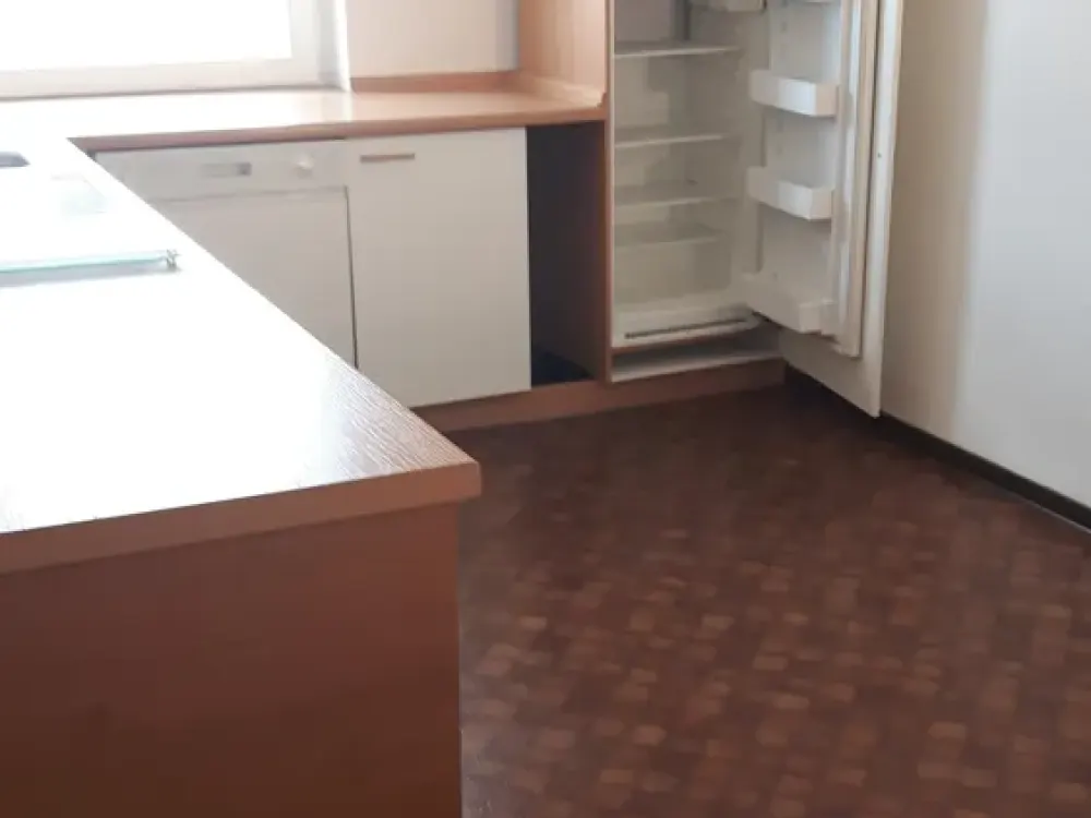 Ruhige 2-Zimmer-Wohnung mit Einbauküche + Südbalkon in Köln Ostheim