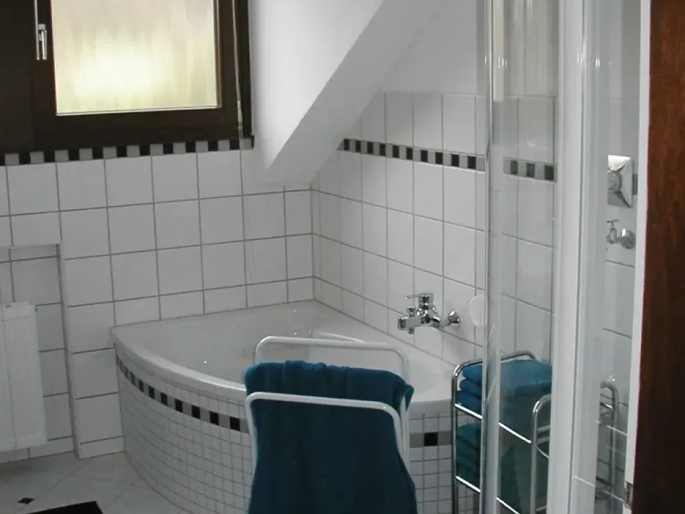 Top - Wohnung in gehobener Wohnlage in Bergisch Gladbach