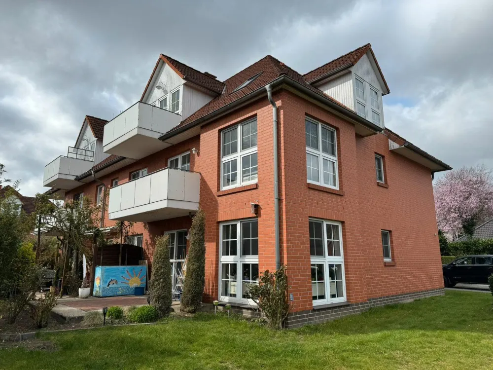Charming 3-Room Apartment with Balcony in a Quiet Location
