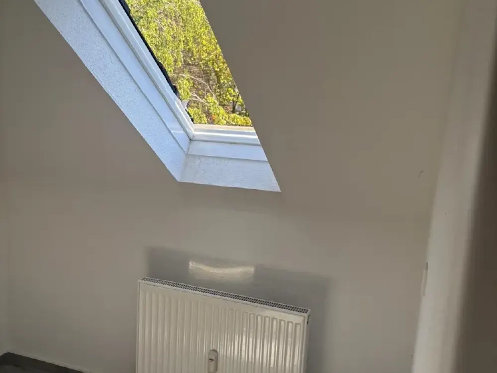 Modern & zeitlos wohnen, attraktive 2-Zimmer-Dachgeschosswohnung in Offenbach zu vermieten