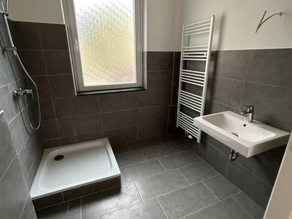 WG ZIMMER WOHNUNG REIHENHAUS SEBALDSBRÜCK SANIERT