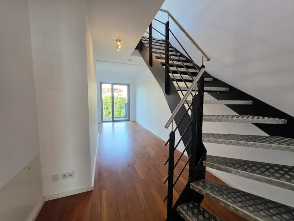 Wohnung sucht auf 4 Jahre befristet, neue Mieter