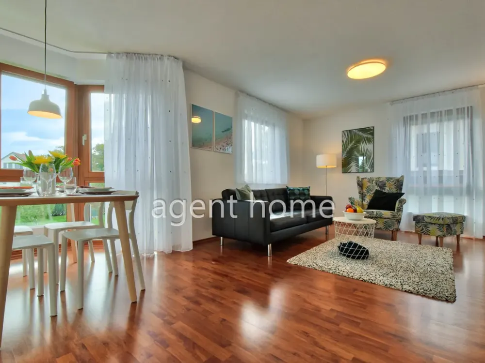 FURNISHED - BRIGHT and QUIET - 2-Room Apartment with Balcony in Möhringen