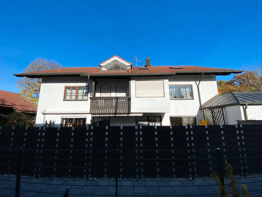 1-Raum-Wohnung mit Einbauküche und Balkon in München Trudering
