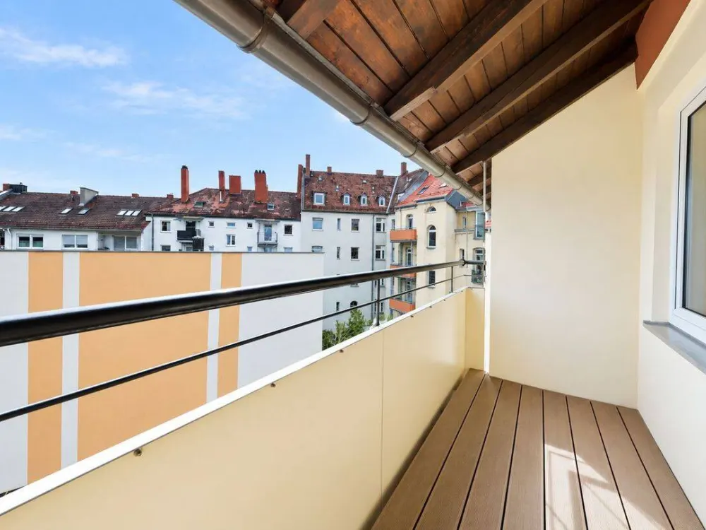 IMMOPARTNER - BALKON. LICHT. WOHNGEFÜHL.