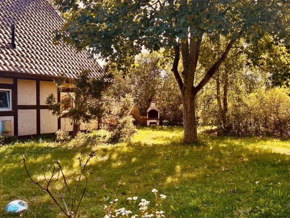 Weltoffene, naturverbundene Nachmieter für Häuschen in Mek Pom