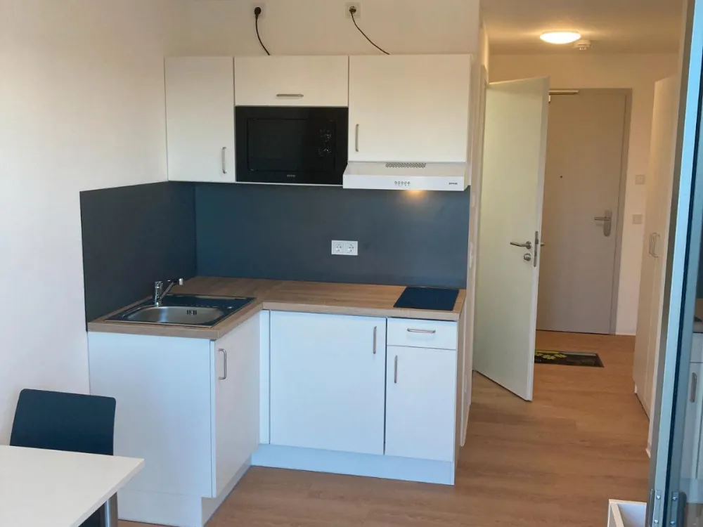 1-Zi Wohnung, Apartment, Studentenwohnung, mit Balkon, Erstbezug