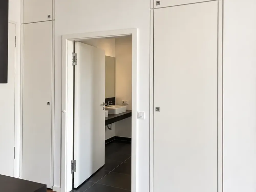 Mitten in Berlin, draußen zuhause, 2 Zimmer mit großer Terrasse