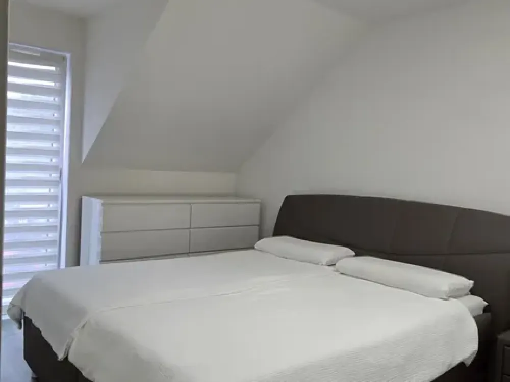 Hochwertige Wohnung mit Balkon in Troisdorf-Sieglar