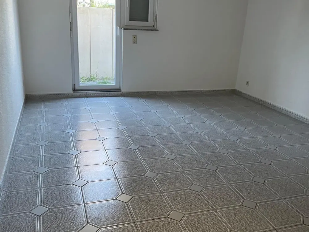 Hochwertige 3 Zimmer Wohnung in Weingarten Baden