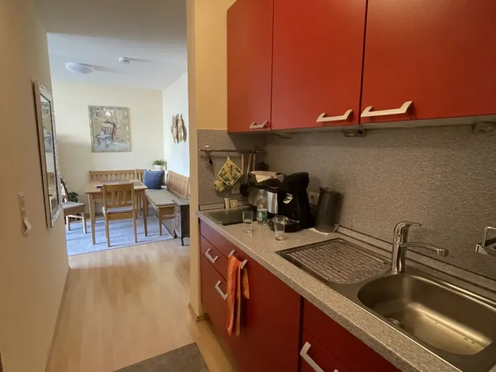 Living with Character: Fully Furnished Two-Room Apartment in Saarbrücken