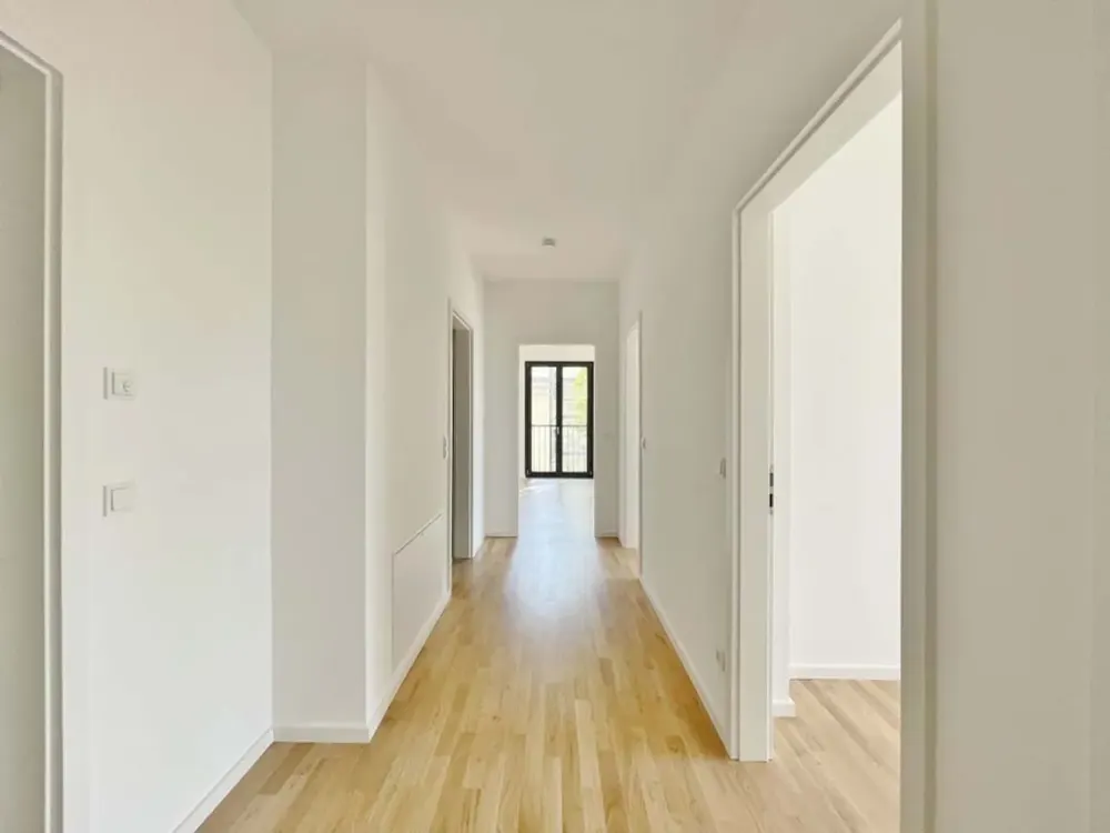 Hochwertige 3,5-Zimmer-Wohnung mit zwei Balkonen in City-Lage