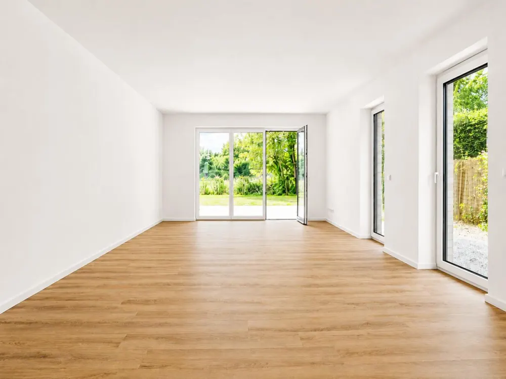 Neuwertige 3-Zimmer-Wohnung mit Balkon und Stellplatz