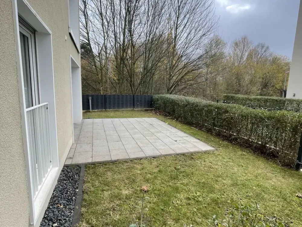 Moderne 2-Zimmer-Gartenwohnung mit Südterrasse in Köln-Junkersdorf