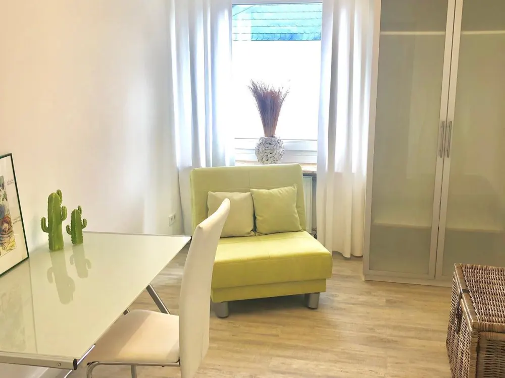 Traumhafte sonnige 3 Zimmerwohnung mit Balkon