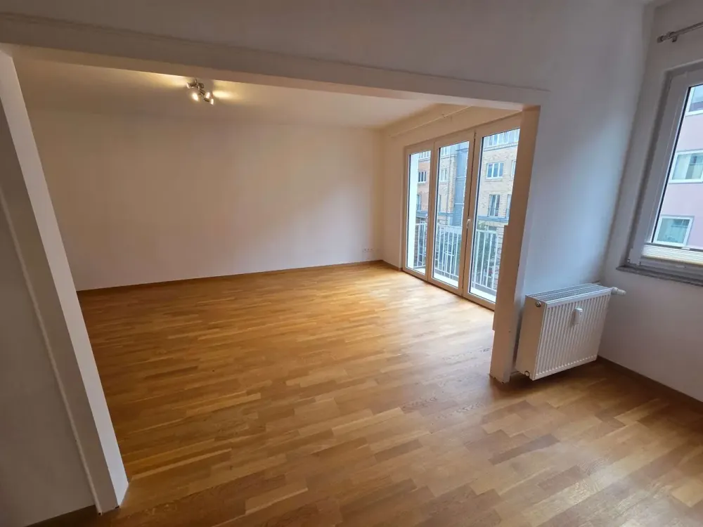 Modernisierte 3 Zi-Whg.+Balkon+EBK | Stellplatz im Hof | Beethovenplatz | ruhige Lage im Westend-Süd
