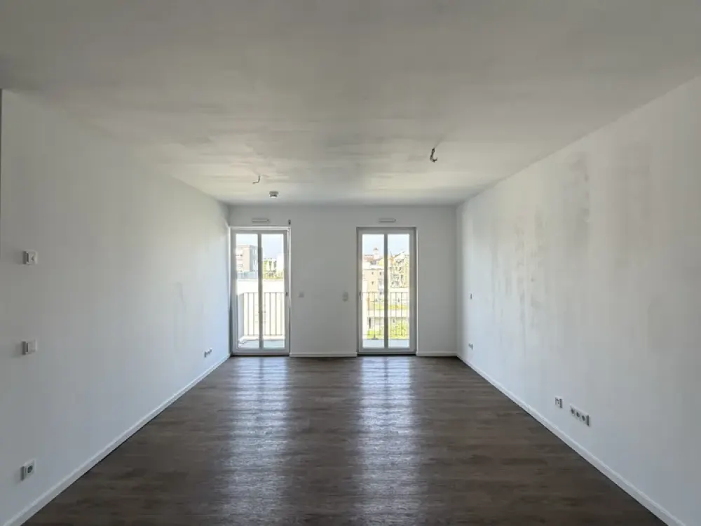 Moderne 2-Raum-Wohnung mit Einbauküche und Balkon