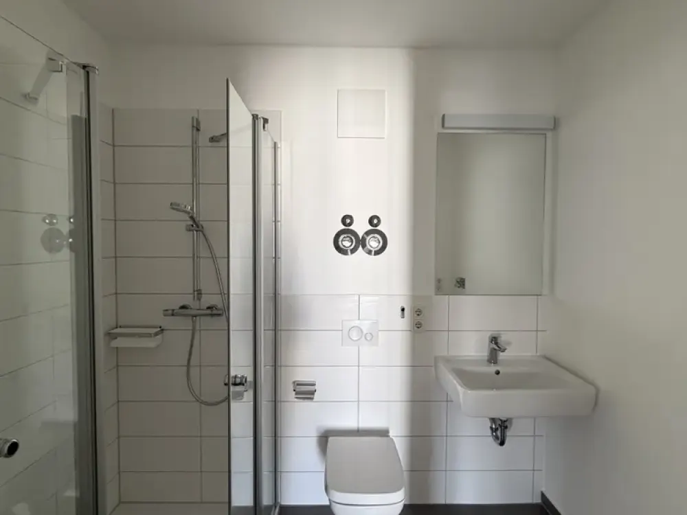 Moderne 2-Raum-Wohnung mit Einbauküche und Balkon