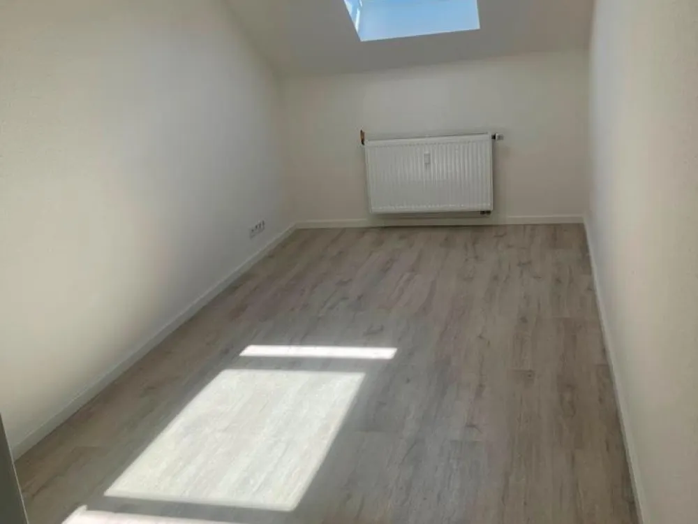 Helle 3 Zimmer Wohnung / Ideal für Studenten WG - Nähe Hauptbah