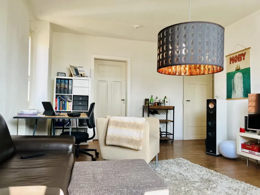 Altbaucharme trifft Wohnkomfort | 3 Zimmer mit Homeoffice-Potenzial & Echtholzdielen
