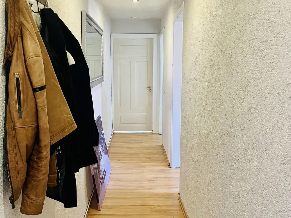 Altbaucharme trifft Wohnkomfort | 3 Zimmer mit Homeoffice-Potenzial & Echtholzdielen