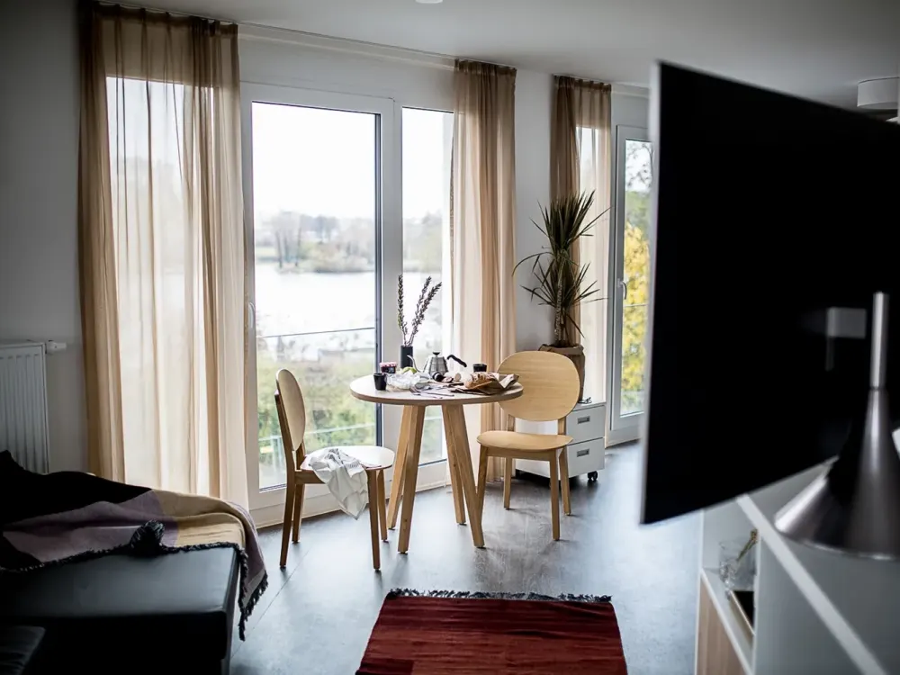 Möblierte Komfort XXL-Apartments mit Balkon im "Main Atrium" auf der Hafeninsel Offenbach