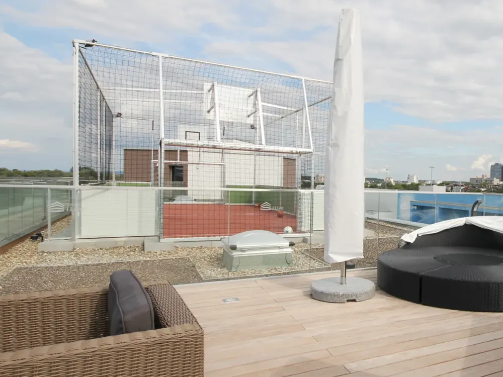 Möblierte Komfort XXL-Apartments mit Balkon im "Main Atrium" auf der Hafeninsel Offenbach