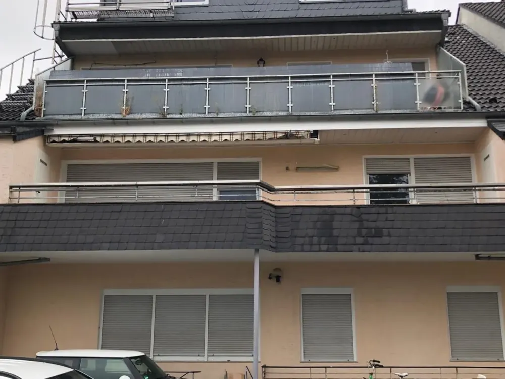 Großzügige 2-Zimmer-Wohnung mit Balkon - ca. 120 m2
