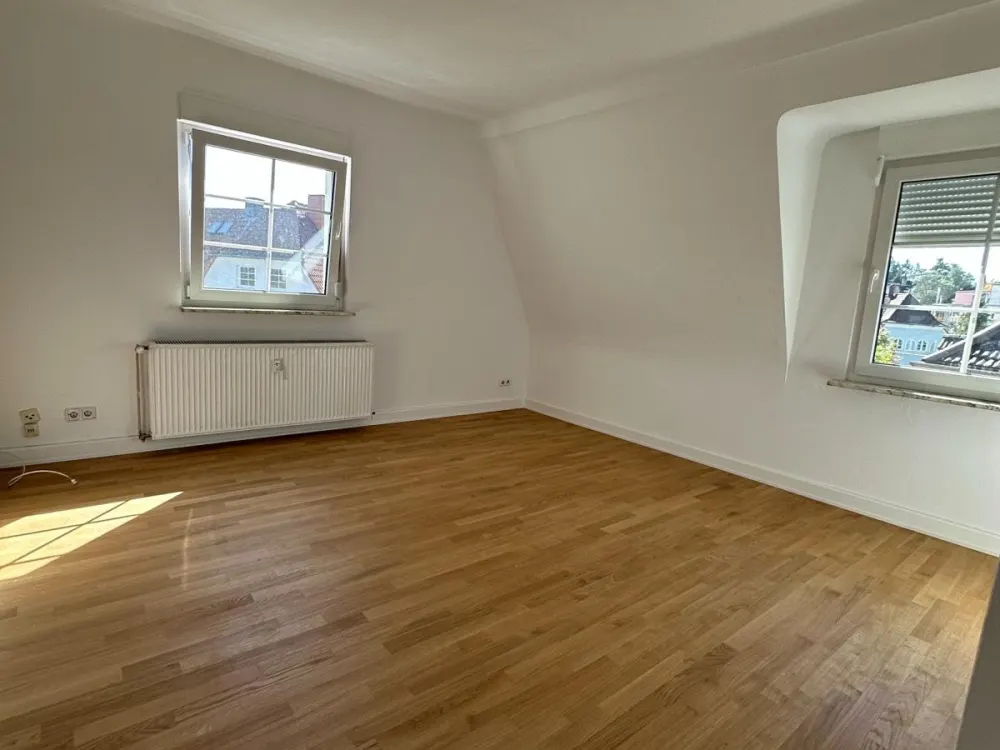 Stilvolle Altbauwohnung am Rotenbühl ca. 90 m² mit EBK