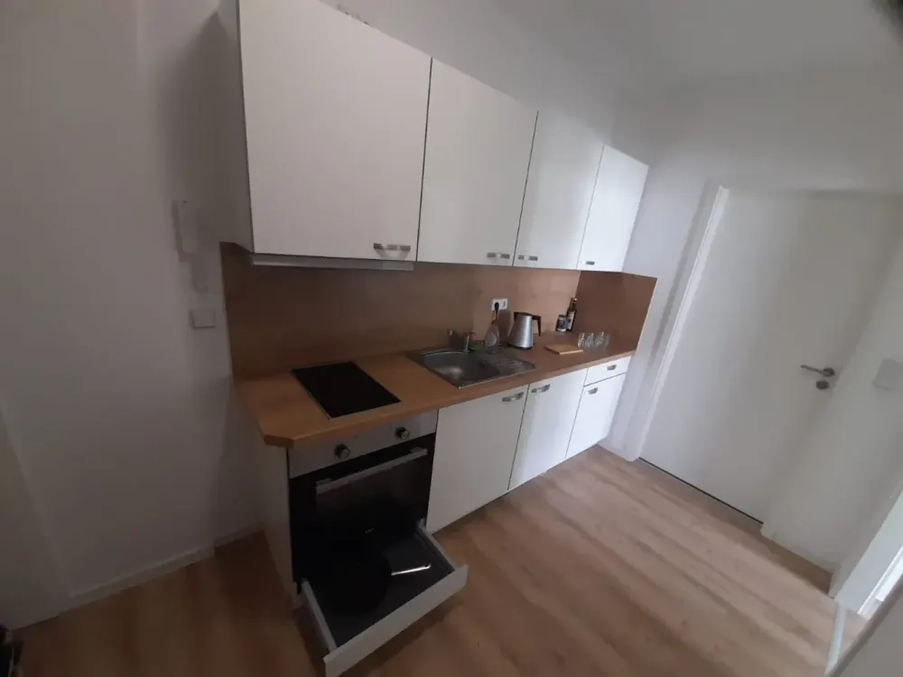 HEN10-WE Möblierte 1-Zimmer Wohnung nahe S-Bahnhof Hennigsdorf inkl. Internet
