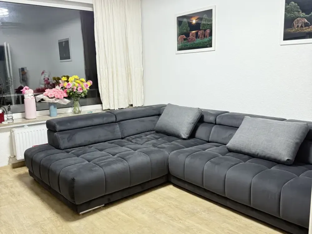 Bright 2-Room Apartment with Loggia
