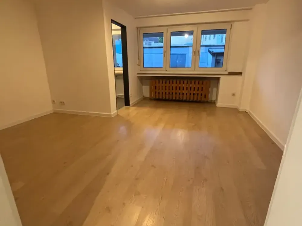 1-Zimmer-Wohnung in Düsseldorf-Derendorf, frisch renoviert, ca. 31 m², bevorzugt für Studierende
