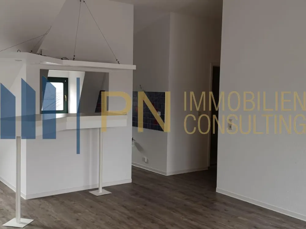 Großzügige Dachgeschosswohnung mit Dachterrasse & Klimaanlage