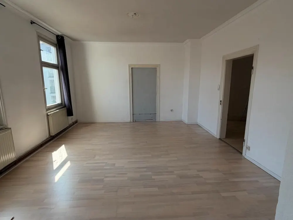 Charmante 2,5 Zimmer Altbauwohnung in Stuttgart-West