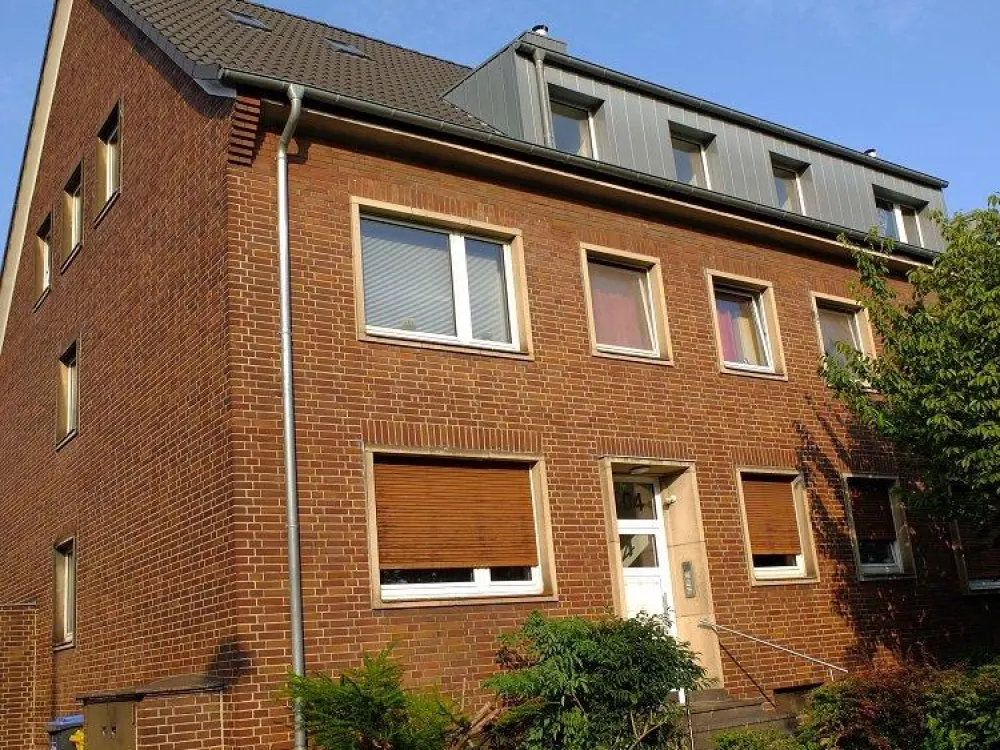 Schöne und helle 3-Zimmer-Wohnung mit Terrasse und Garten