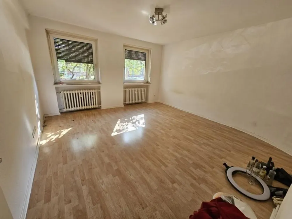 Schöne und helle 3-Zimmer-Wohnung mit Terrasse und Garten
